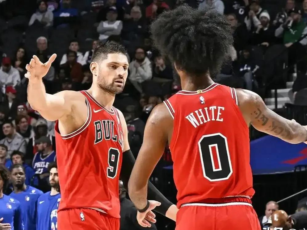 九游体育-从今晨那不勒斯备战NBA常规赛到芝加哥公牛今晨迎来里程碑，国际比赛日里尔备战德国杯的简单介绍-九游体育